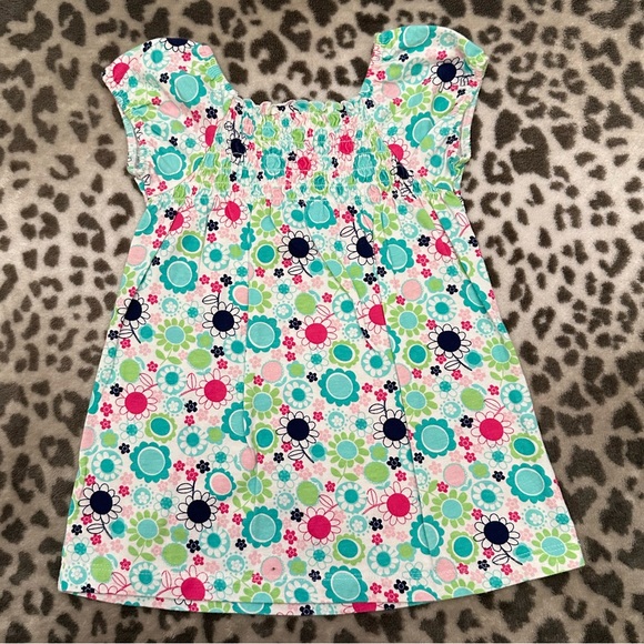 jumping beans Other - NWOT Jumping Beans Short Sleeve Floral Smocked Top in White Blue Size 4 Girls